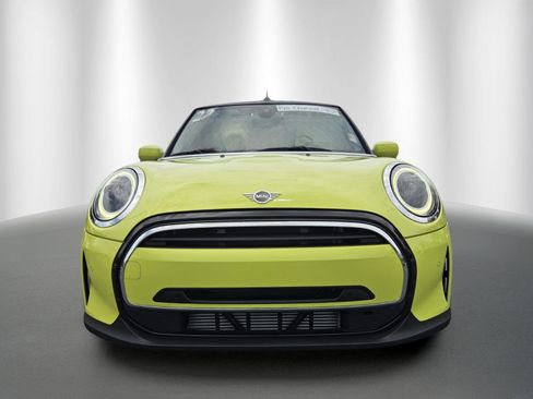 Used 2022 MINI Cooper Convertible w/ Driver Assistance Package FWD image 2