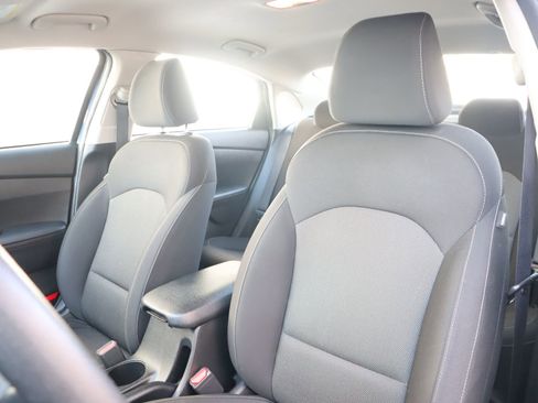 Used 2023 Kia Forte LXS image 25