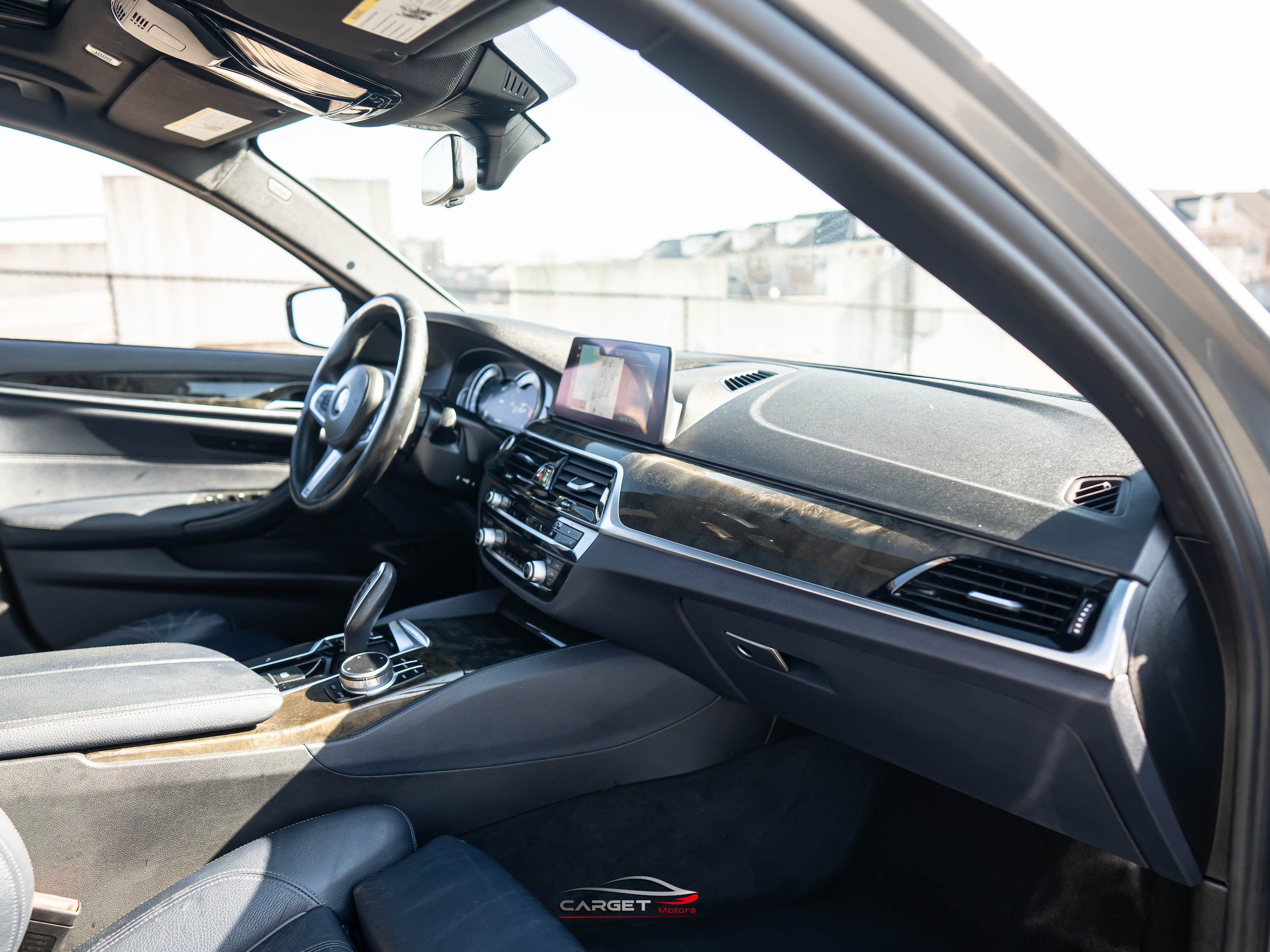 Used 2019 BMW 540i w/ M Sport Package RWD image 15