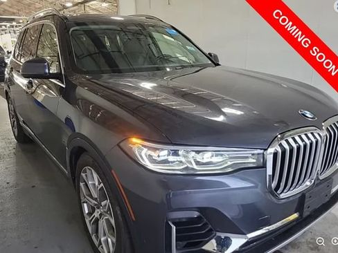 Used 2019 BMW X7 xDrive50i w/ Premium Package AWD/4WD image 3