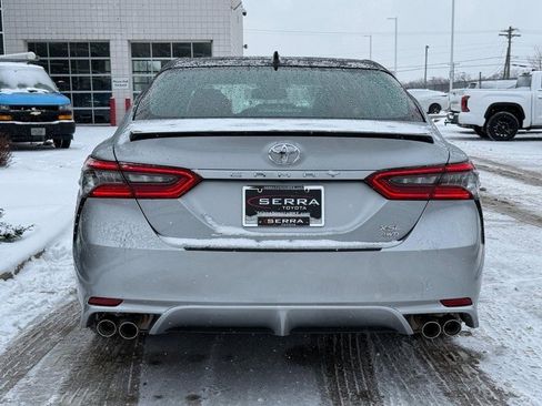 Used 2023 Toyota Camry XSE image 4