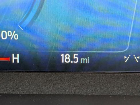 New 2026 Ford Escape SE w/ PHEV Premium Package image 31