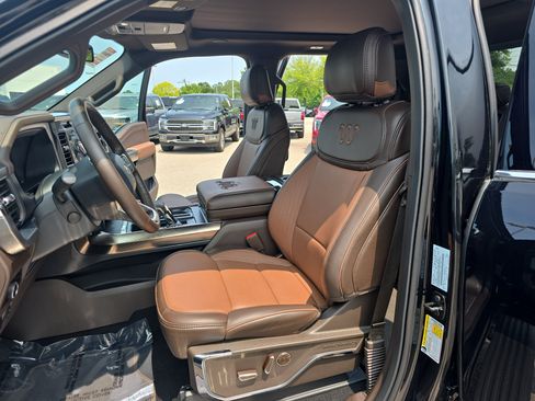Used 2025 Ford F150 King Ranch AWD/4WD image 17