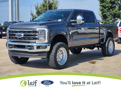 Used 2023 Ford F250 Lariat w/ Chrome Package AWD/4WD image 3