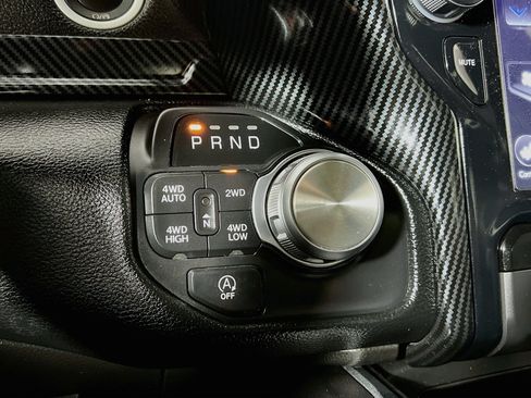 Used 2021 RAM 1500 Laramie AWD/4WD image 18