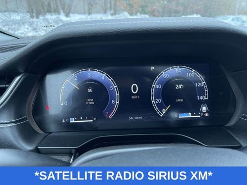 Used 2023 Jeep Grand Cherokee Limited w/ Luxury Tech Group II image 13