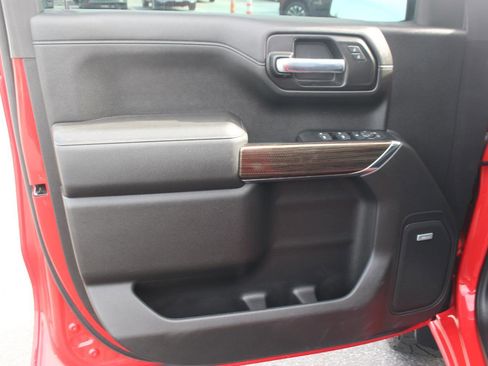 Used 2021 Chevrolet Silverado 1500 LT Trail Boss w/ LT Trail Boss Premium Package AWD/4WD image 14