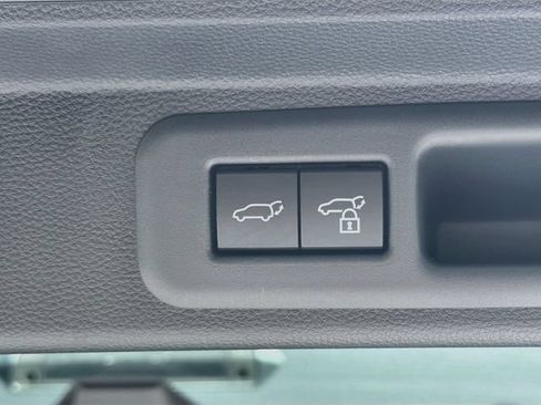 Used 2023 Toyota Sequoia Platinum AWD/4WD image 14