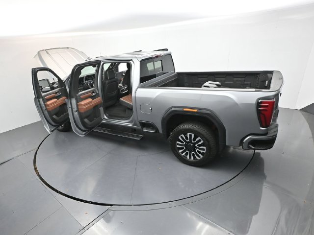 Used 2025 GMC Sierra 2500 Denali Ultimate AWD/4WD image 50