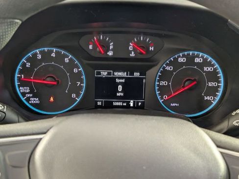 Used 2020 Chevrolet Equinox LS image 17