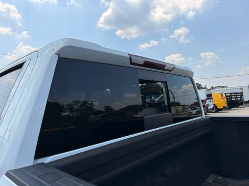 Used 2021 Chevrolet Silverado 1500 LTZ AWD/4WD image 14