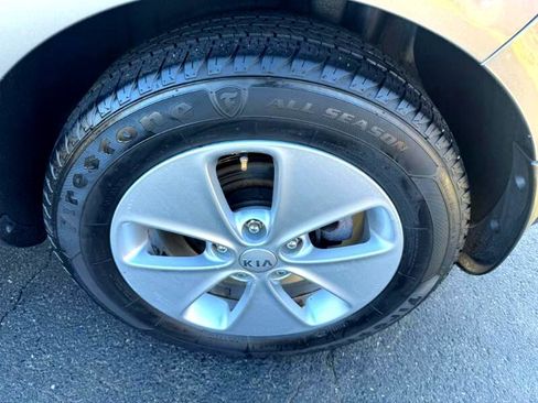 Used 2016 Kia Soul image 22