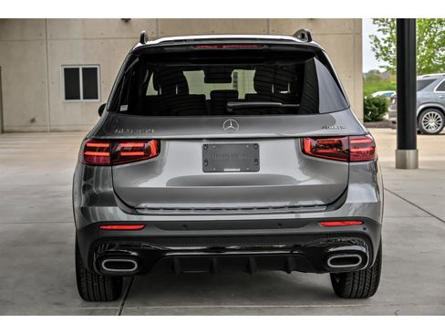 Certified 2025 Mercedes-Benz GLB 250 4MATIC image 7