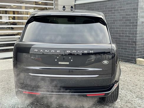 Used 2023 Land Rover Range Rover SE image 5