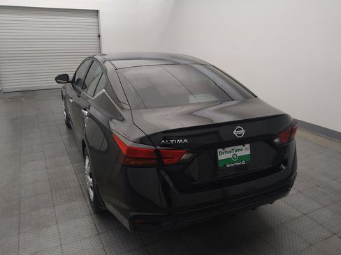 Used 2022 Nissan Altima 2.5 S FWD image 6