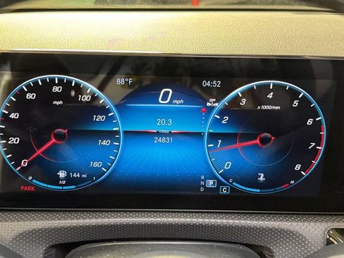 Used 2023 Mercedes-Benz CLA 250 4MATIC image 30