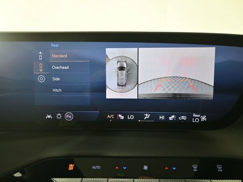 Used 2025 Buick Enclave Avenir w/ Super Cruise Package AWD/4WD image 31