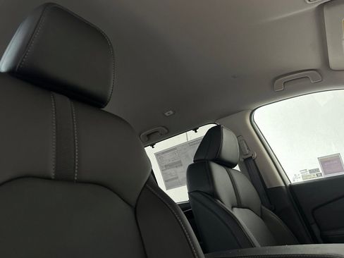 New 2025 Honda Pilot EX-L image 13