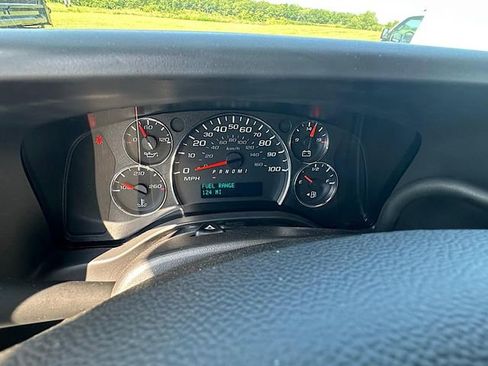 New 2025 GMC Savana 2500 w/ Enhanced Convenience Package image 18