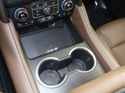 Used 2021 Chevrolet Tahoe High Country image 27