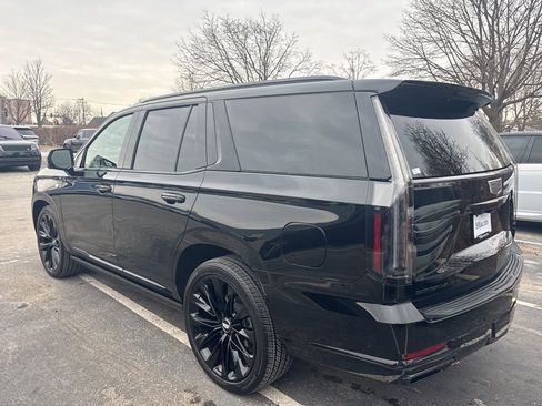 Used 2025 Cadillac Escalade Sport Platinum image 12