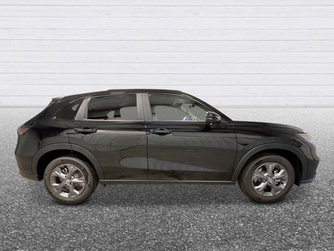 New 2026 Honda HR-V LX image 8