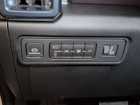 New 2026 GMC Hummer EV SUV AWD/4WD image 17