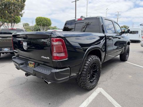 Used 2019 RAM 1500 Laramie AWD/4WD image 5
