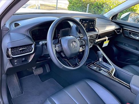 Certified 2025 Acura ADX image 18