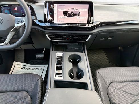 Used 2026 Volkswagen Atlas Cross Sport SE image 18