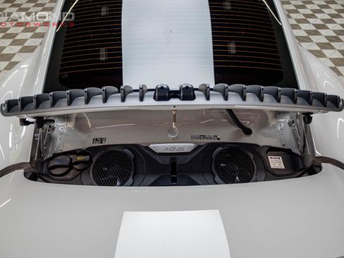 Used 2024 Porsche 911 Carrera S image 18