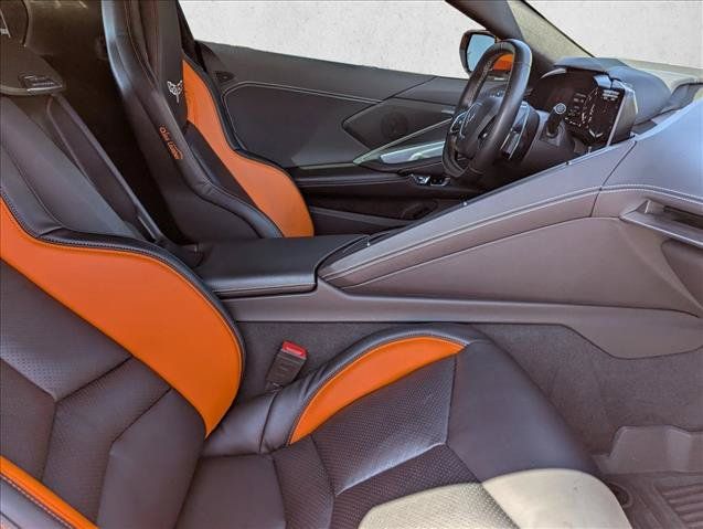 Used 2021 Chevrolet Corvette Stingray Coupe w/ Z51 Performance Package RWD image 28