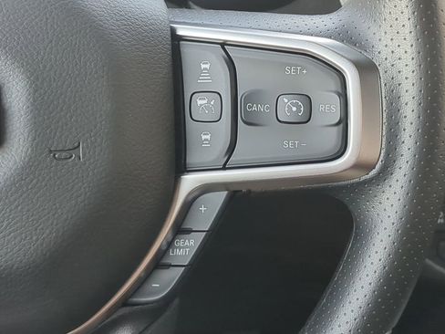 New 2026 RAM 1500 Express AWD/4WD image 22