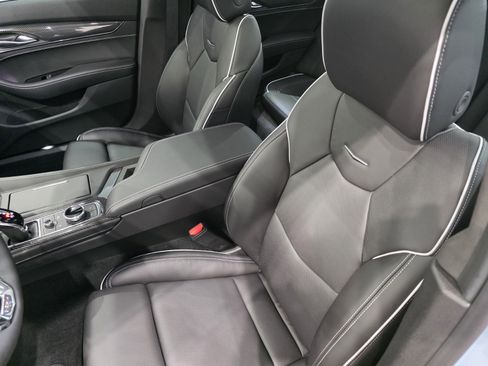 Used 2026 Cadillac CT5 V Blackwing w/ Carbon Fiber 2 Package RWD image 8