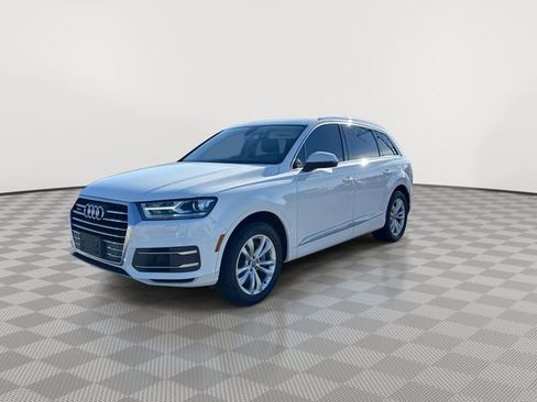 Used 2017 Audi Q7 3.0T Premium image 4