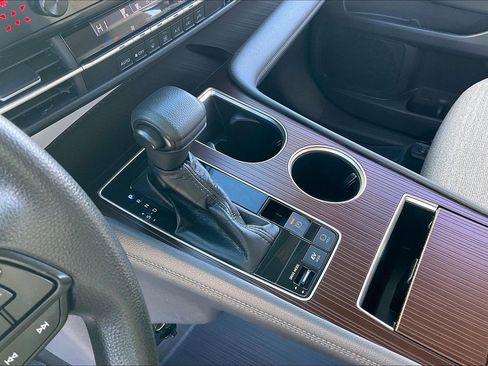 Used 2023 Toyota Sienna LE image 22