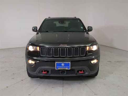 Used 2020 Jeep Grand Cherokee Trailhawk w/ Trailhawk Luxury Group image 9