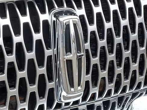 Used 2021 Lincoln Nautilus Reserve image 29