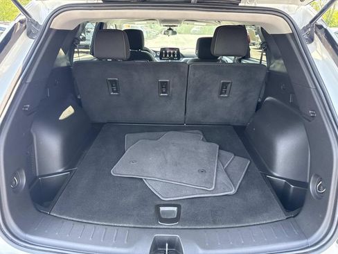 Used 2023 Chevrolet Blazer LT AWD/4WD image 6