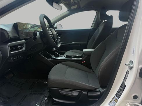 Certified 2025 Kia K4 FWD image 22
