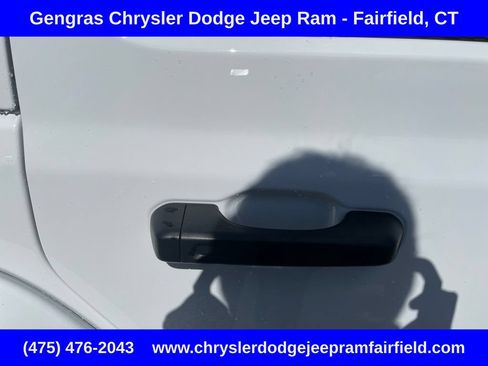 Certified 2025 Jeep Wrangler Unlimited Sahara w/ Safety Group AWD/4WD image 21