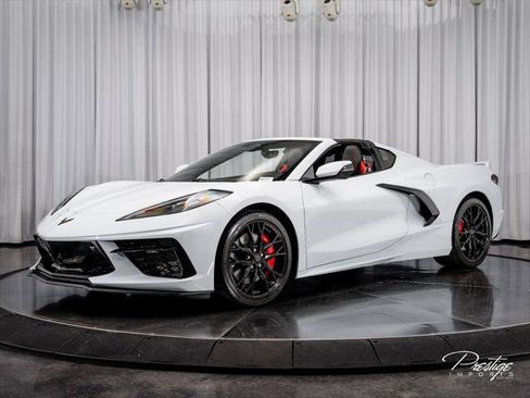 Used 2024 Chevrolet Corvette Stingray Premium Cpe w/ Z51 Performance Package RWD image 7