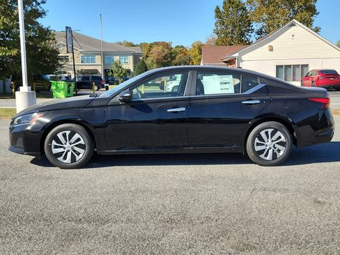 Used 2025 Nissan Altima 2.5 S FWD image 5
