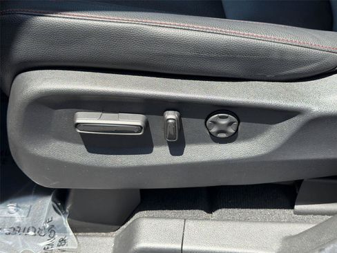 Used 2025 Honda Odyssey Sport-L image 23