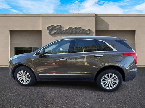Used 2019 Cadillac XT5 FWD image 6