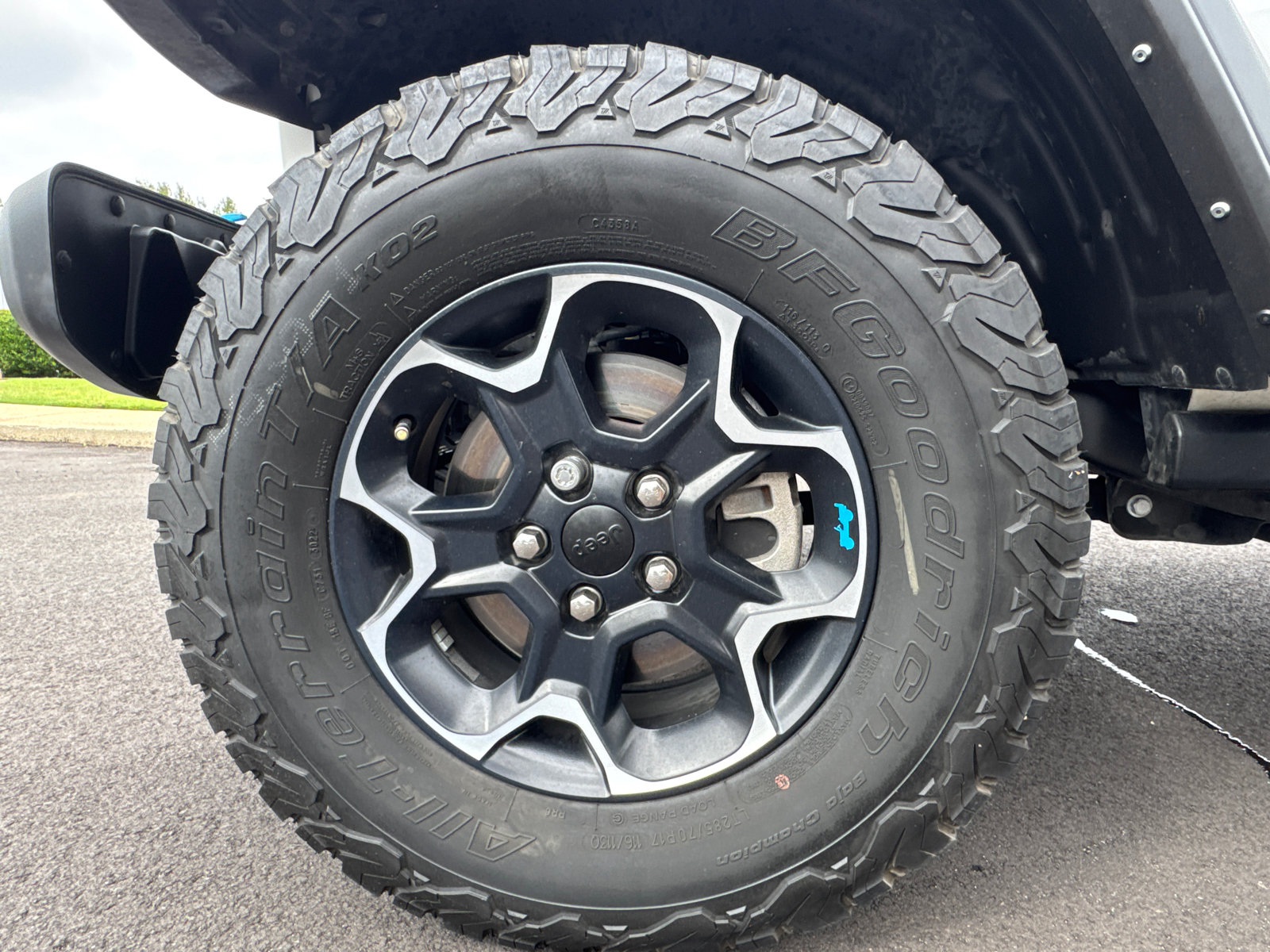 Used 2023 Jeep Wrangler Unlimited Rubicon 4xe w/ Safety Group AWD/4WD image 12