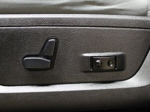 Used 2019 RAM 1500 Big Horn AWD/4WD image 17