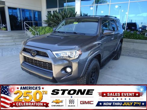 Used 2019 Toyota 4Runner TRD Off-Road Premium AWD/4WD image 3
