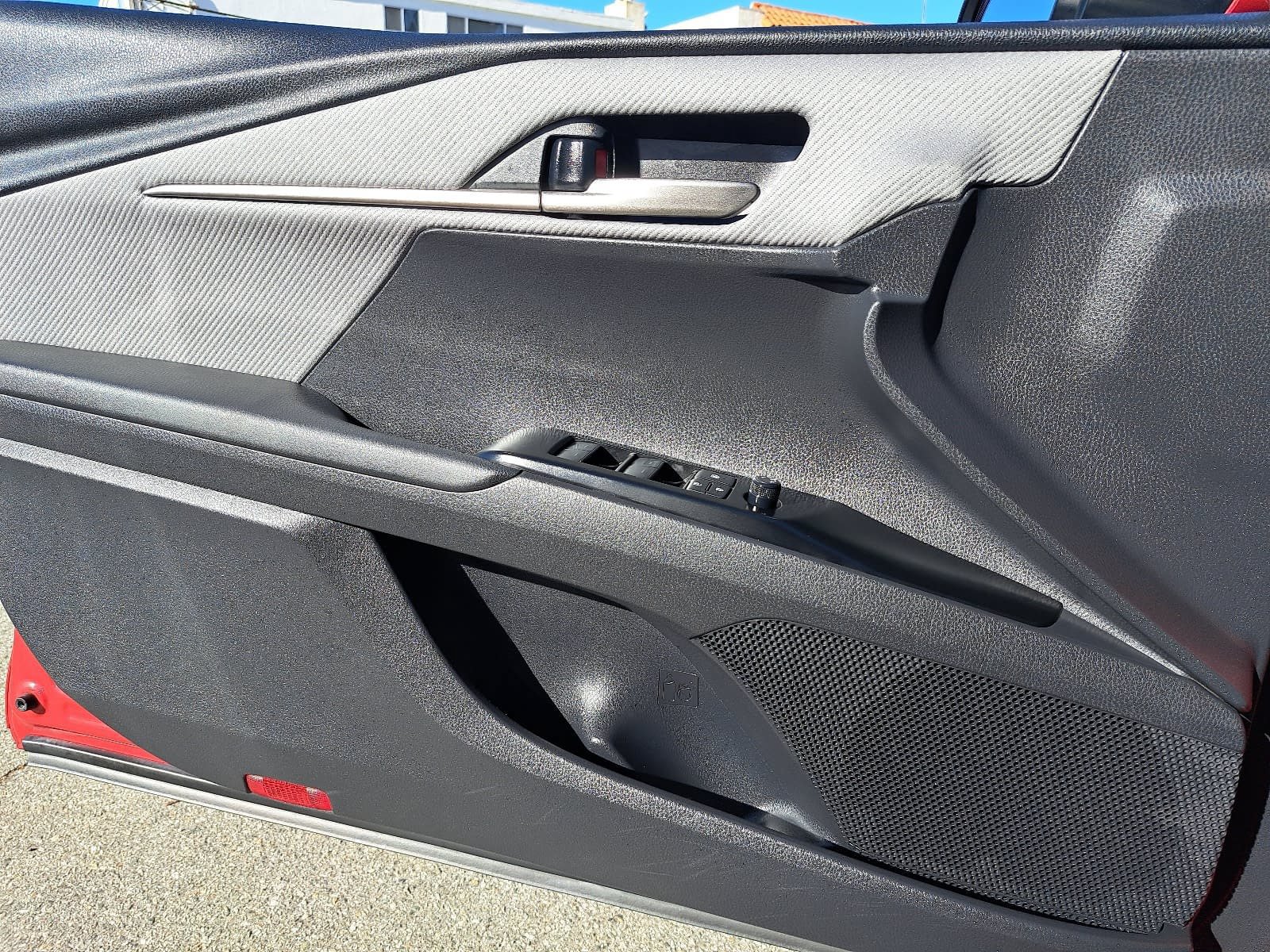 Used 2026 Toyota Camry SE FWD image 28