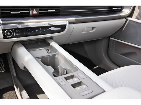 Used 2023 Hyundai Ioniq 6 Limited RWD image 30